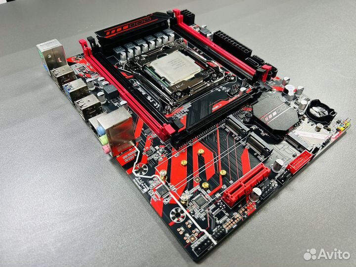 Комплект x99 10 ядер 16Gb DDR4