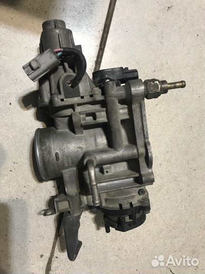 Дросельная заслонка Toyota Progres JCG10 1jzge