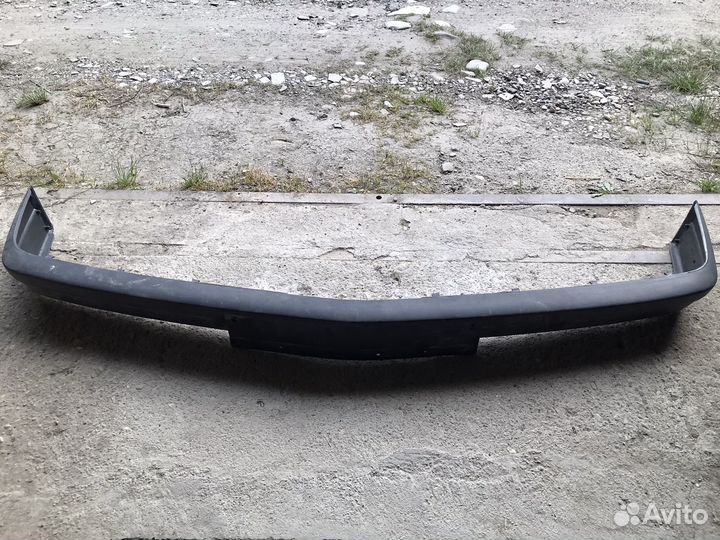 Накладка переднего бампера mercedes 190 w201