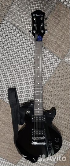 Электрогитара