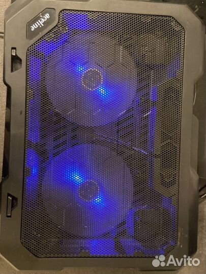 Подставка с охлаждением для ноутбука