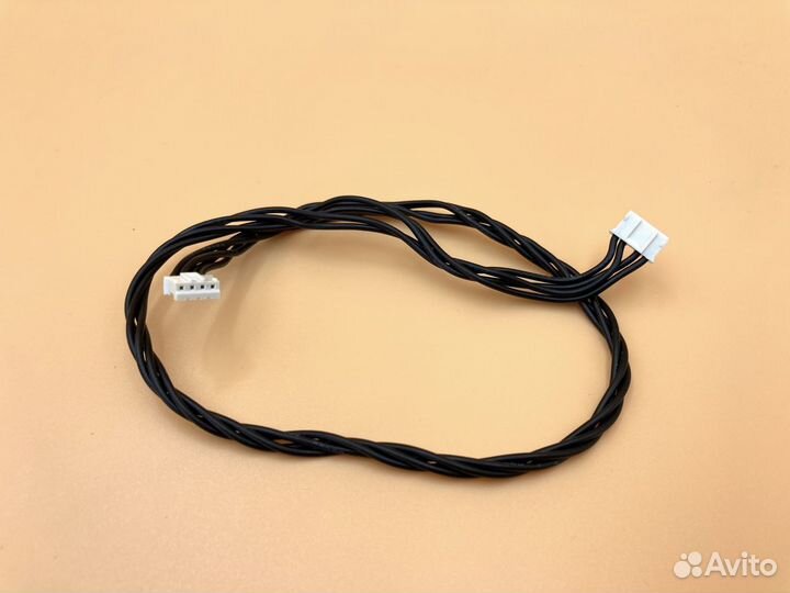 Шлейф вентилятора двигателя Essential SKV4136GL