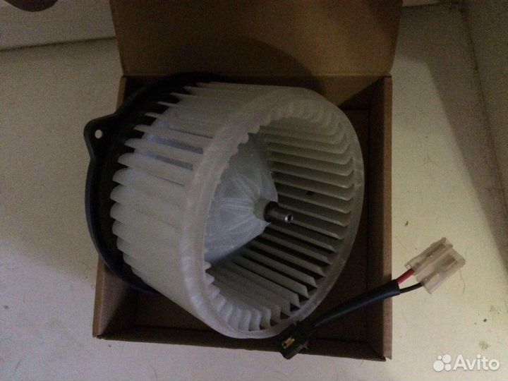 Моторчик печки toyota land cruiser 100