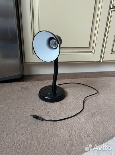 Лампа настольная flarx