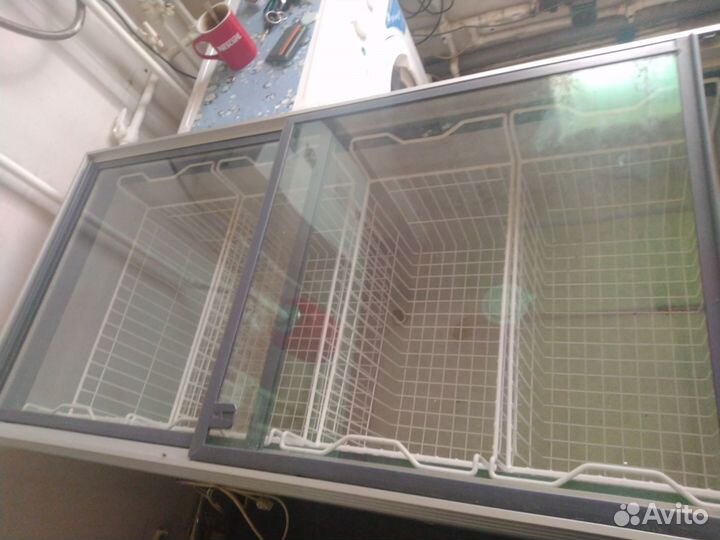 Холодильный ларь витрина