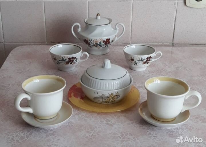 Посуда тарелки чашки стаканы и текстиль для дома