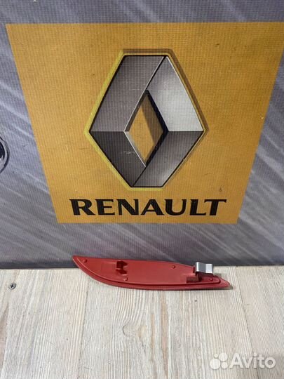 Катафот Отражатель заднего бампера Renault megane