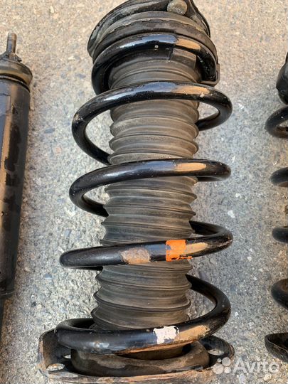 Передние стойки Хонда Цивик 4D