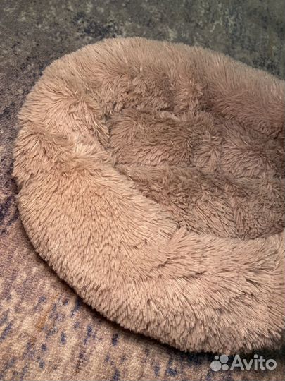 Лежанка для кошек