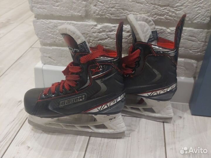 Хоккейные коньки bauer vapor Х2.7 31 размер yth12