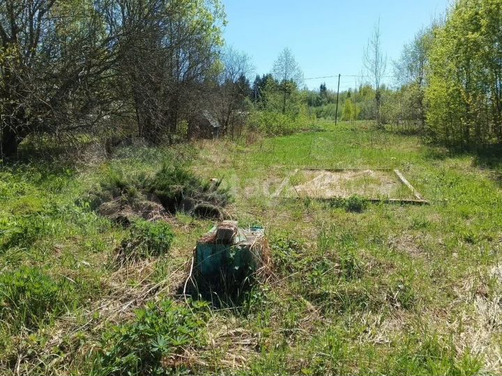 Дача 10,5 м² на участке 10 сот.