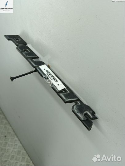 Эмблема 357853687 на Volkswagen Passat B3