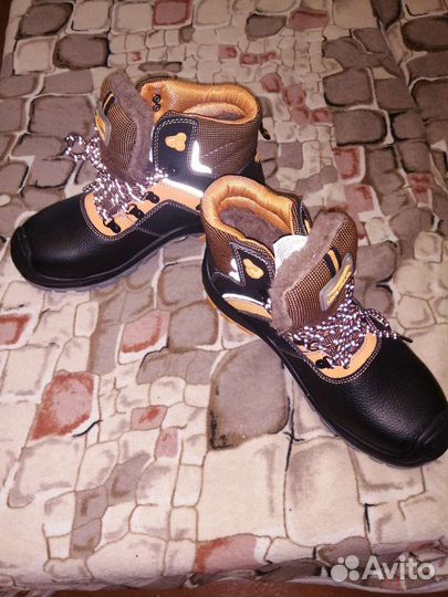 Ботинки мужские зимние 41 размер новые