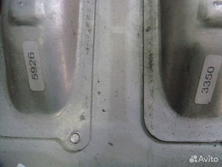 Интеркулер Land Rover Discovery Sport L550