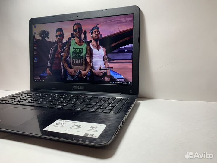 Игровой ноутбук Asus i3/6gb/2видеокарты/FullHD