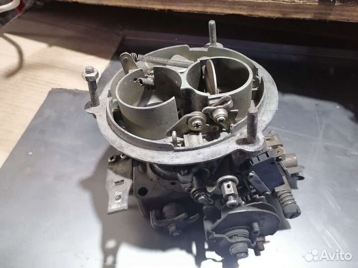 Карбюратор к151