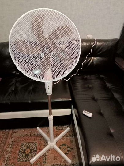 Вентилятор напольный с пультом ду