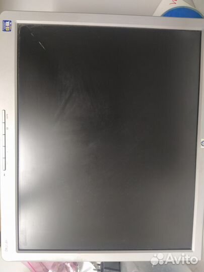Монитор HP1740