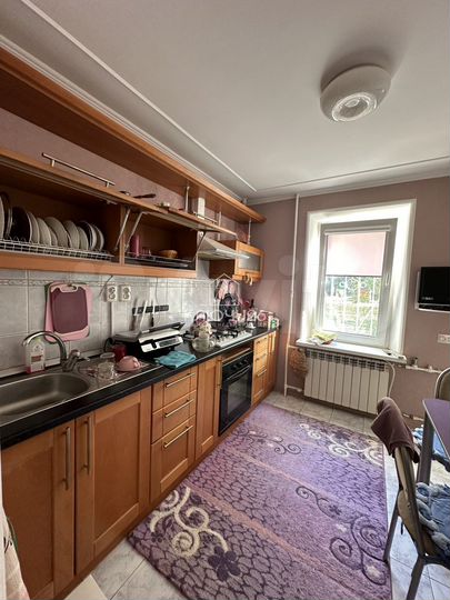 2-к. квартира, 52 м², 1/9 эт.