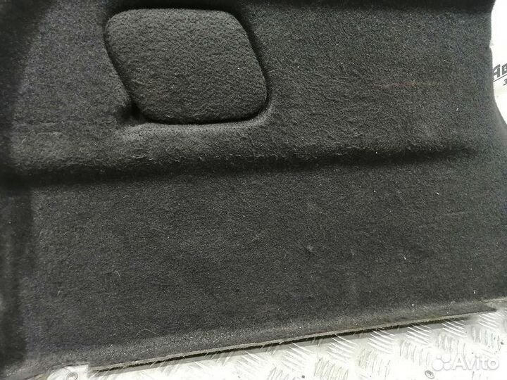 Обшивка багажника левая Renault Megane 3 хэтчбек