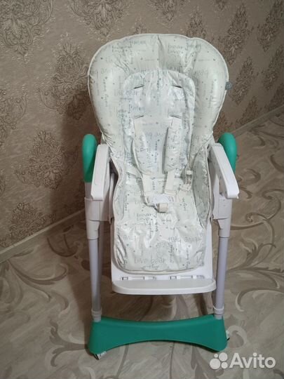 Детский стульчик для кормления