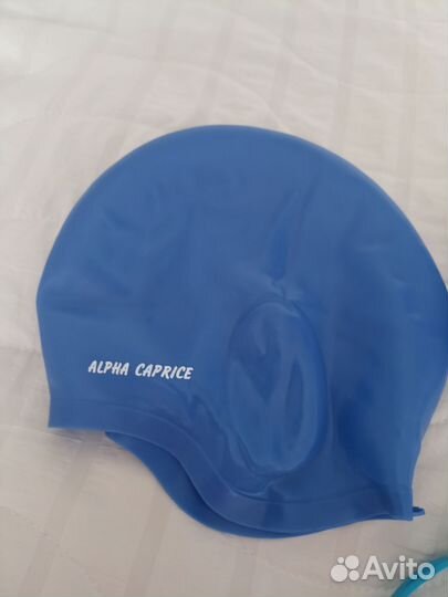 Шапочка и очки для бассейна