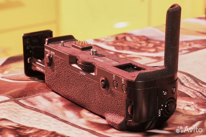 Батарейный блок Fujifilm VPB-XT2 (для X-T2)