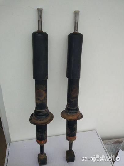 Амортизатор toyota 48510-60120 (48510-60121)