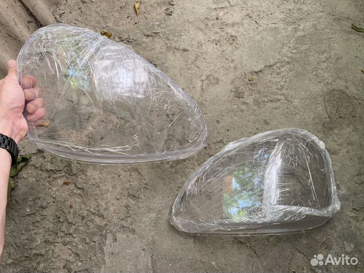 Стекла на фары Priora