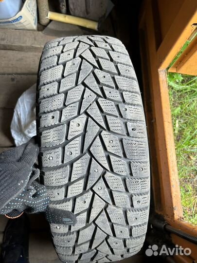 Dunlop SP Winter Ice 02 235/55 R17