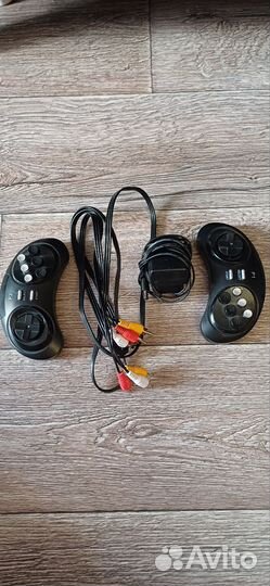 Игровая приставка dendy