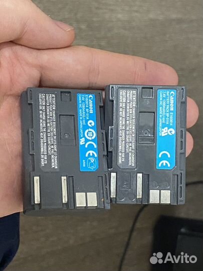 Зарядка для аккумуляторов canon и 2 аккумулятора