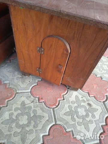 Деревянный домик для кота