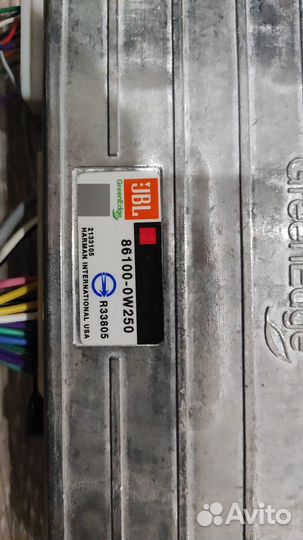 Усилитель звука Toyota Camry JBL