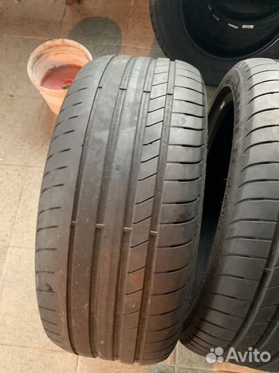 Goodyear Eagle F1 Asymmetric 3 245/40 R19 и 275/35 R19 100Y