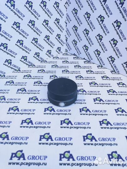 Подушка аутригера нижняя резьбовая 128/10850 JCB