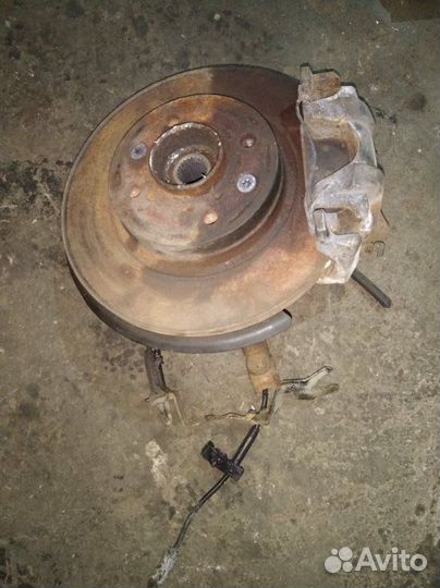 Кулак поворотный передний левый Renault Logan 2 L8