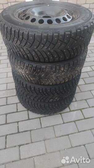 Michelin X-Ice North 4 185/65 R15