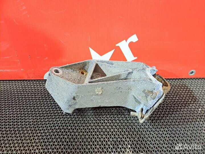 Кронштейн крыла заднего Daf XF105