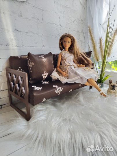 Диван для Барби и подобных кукол 28-30 см