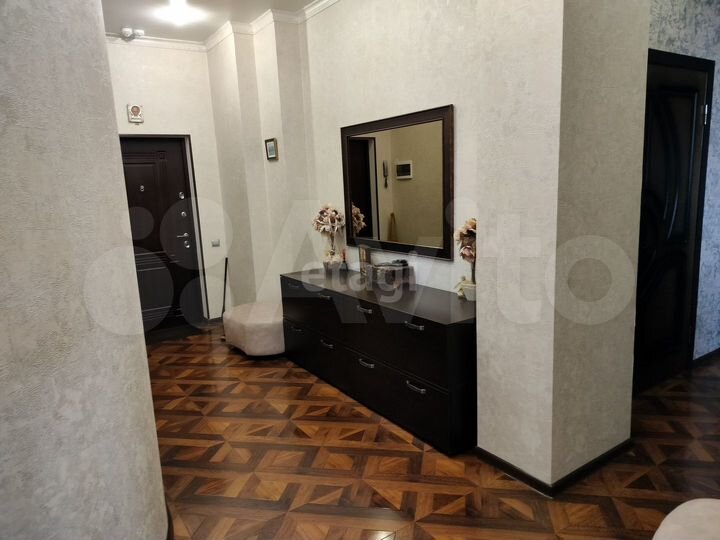 3-к. квартира, 110 м², 6/11 эт.