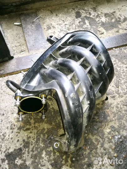 Коллектор впускной 1.6 8кл Лада Калина, Гранта, Пр