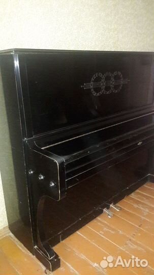 Продаю пианино 