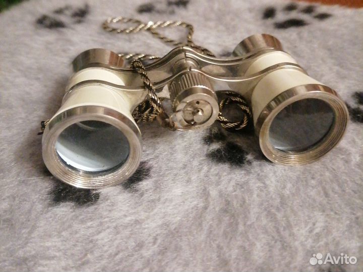 Театральный бинокль