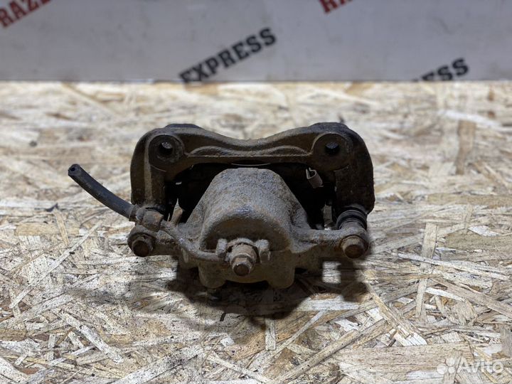 Суппорт тормозной передний правый Hyundai Solaris