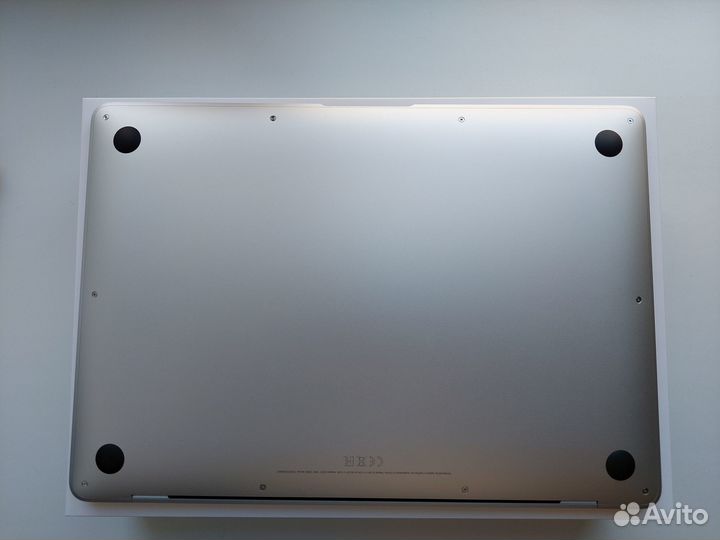 Macbook air M1 8gb 256 Новый (На гарантии)