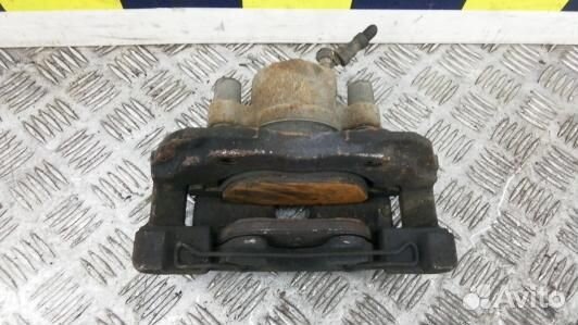 Суппорт тормозной передний правый ford focus 3 (91