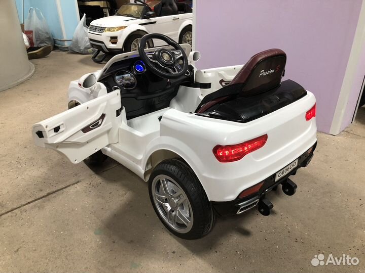 Детский электромобиль