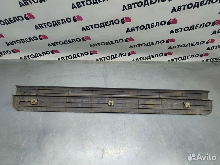 Накладка порога внутренняя Nissan Almera N15 1998