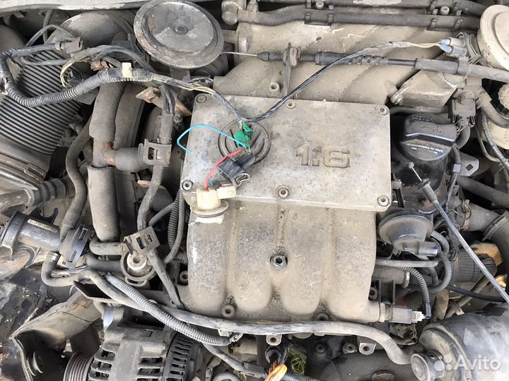 Разбор на запчасти Volkswagen Golf 3